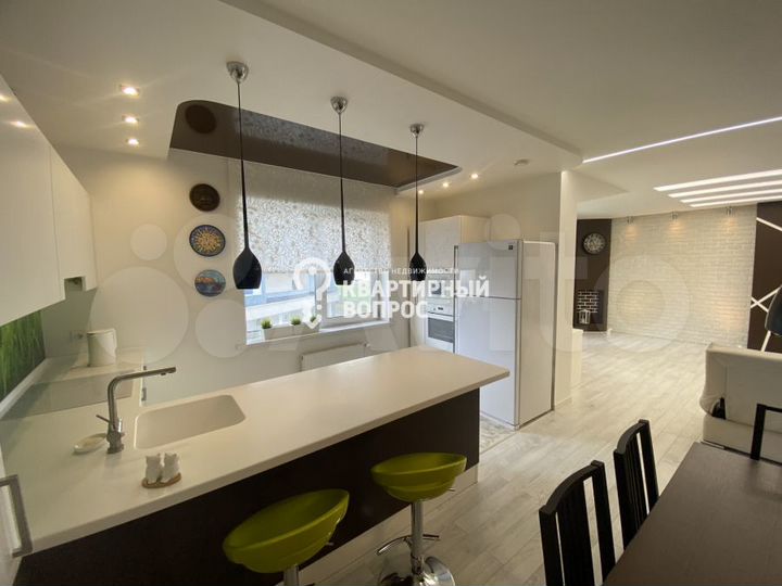 3-к. квартира, 118 м², 3/23 эт.