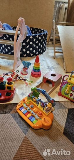 Развивающие игрушки для малышей