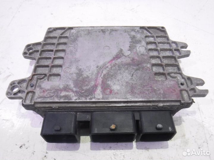 Блок управления двигателем