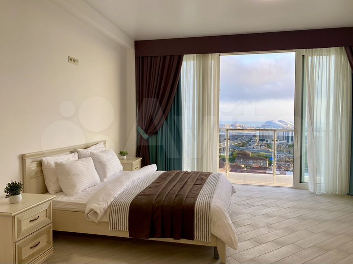 2-к. квартира, 76 м², 3/3 эт.