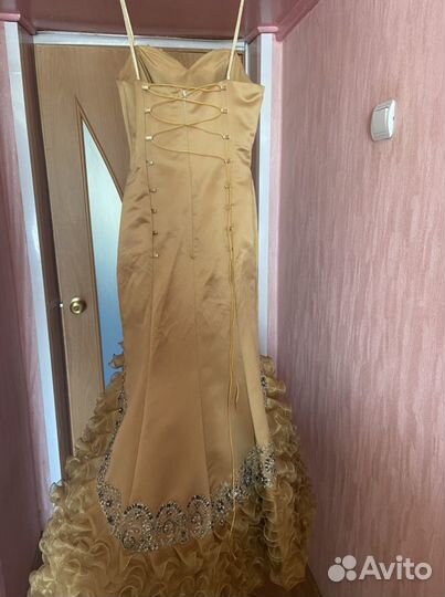 Платье для выпускного вечера