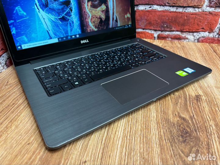 Игровой ультрабук Dell Vostro 14 i3-6100U/GT 930M