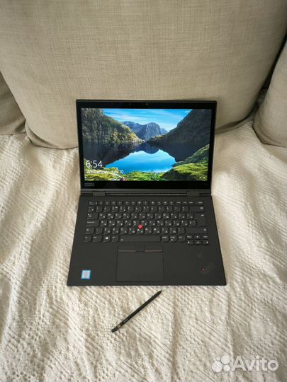 Thinkpad x1 yoga. i7/16ram/2.5к ips