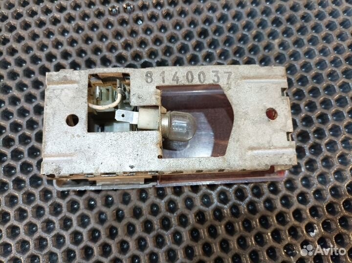 8140037 Плафон салонный Renault Premium