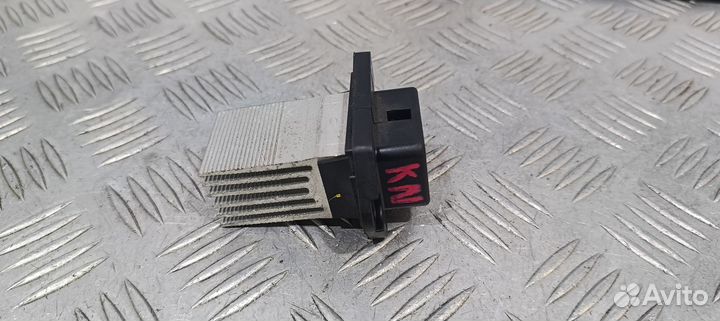 Б/У Резистор отопителя