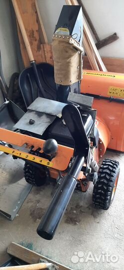Снегоуборочная машина бензин.бу