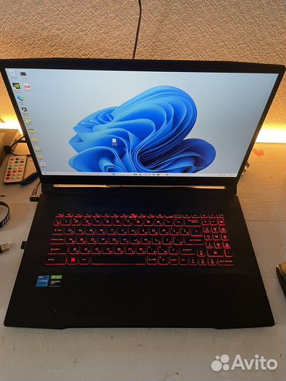 Ноутбук MSI katana gf76 11SC