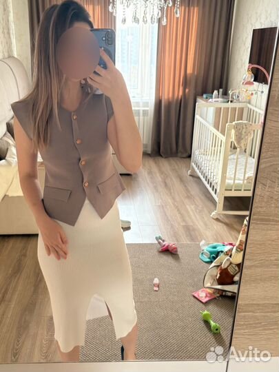 Жилетка вязанная