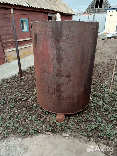 Емкость металлическая