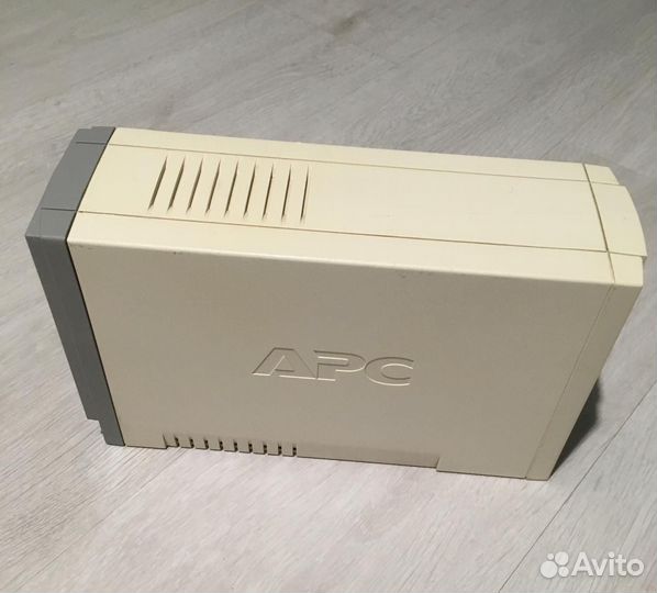 Бесперебойник APC CS-500