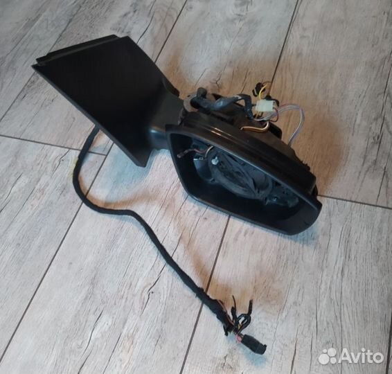 Зеркало правое Фольксваген Поло.(Правый руль)