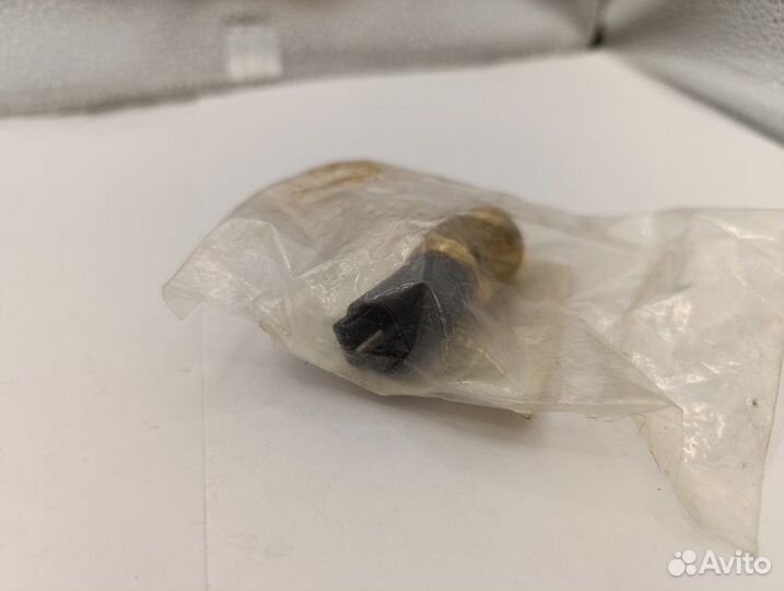 Датчик температуры охлаждающей жидкости