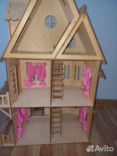 Кукольный домик