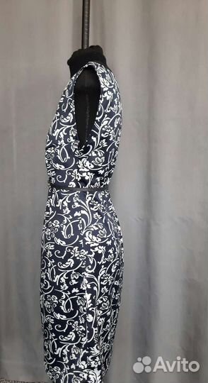 Платье 46 новое
