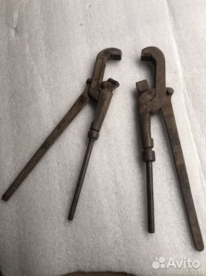 Разводной ключ газовый