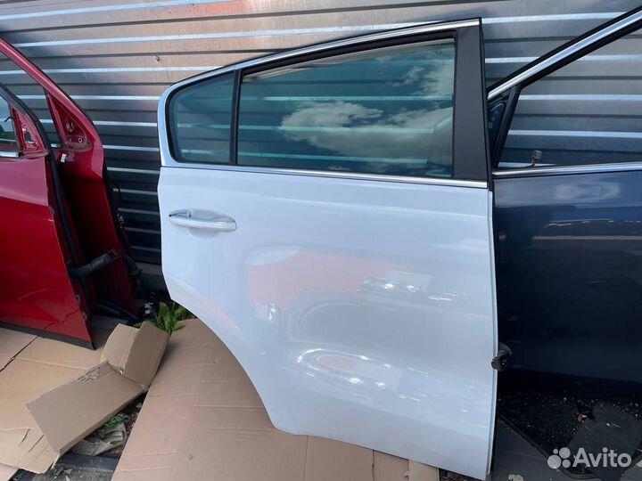 Задняя правая дверь Киа Спортейдж 4 QL