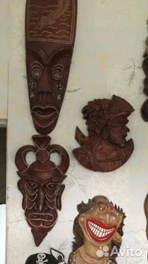 Маски из дерева (ручная работа)