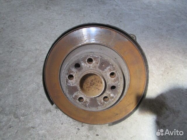 Кулак поворотный задний левый Opel Vectra C 2002-2