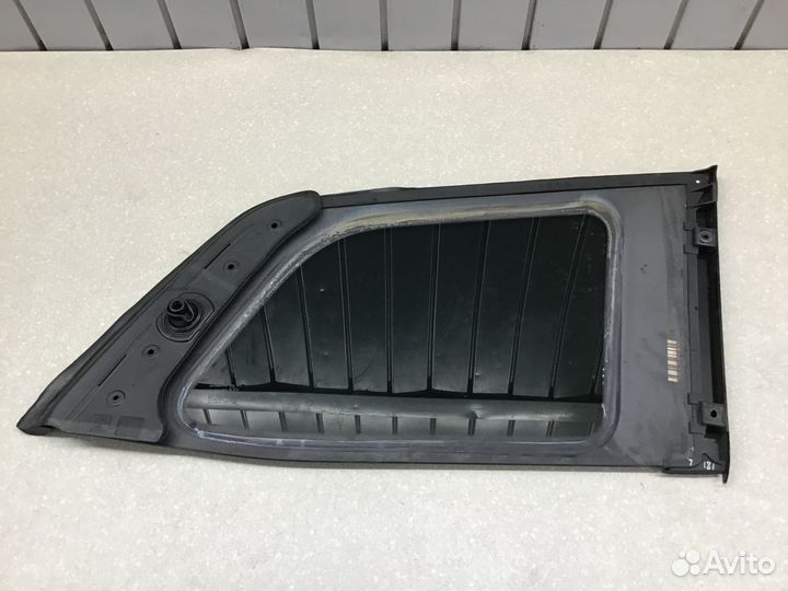 Стекло кузовное глухое левое Mercedes Benz GL-Clas