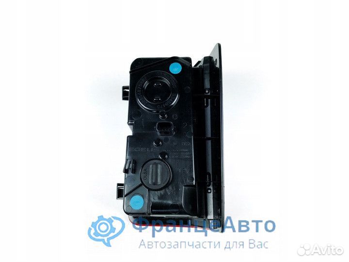 Фонарь, задний, нижний, правый (Оригинал) Renault