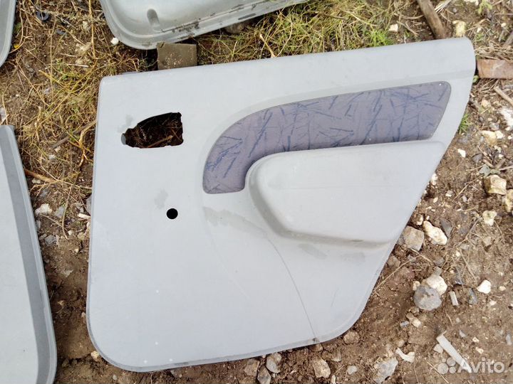 Дверная карта Рено Логан