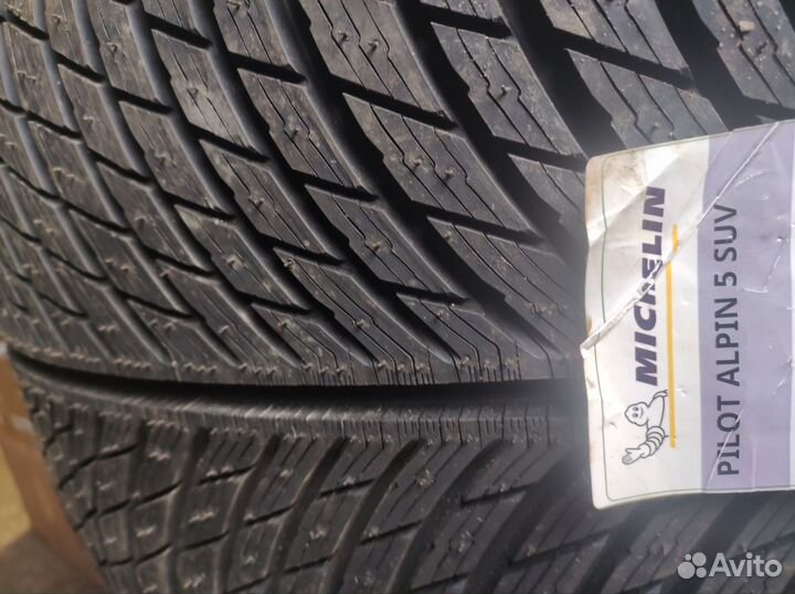 Michelin Pilot Alpin 5 SUV 275/45 R21 110V