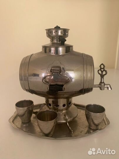 Винтажный коньячный набор самовар-бочка 