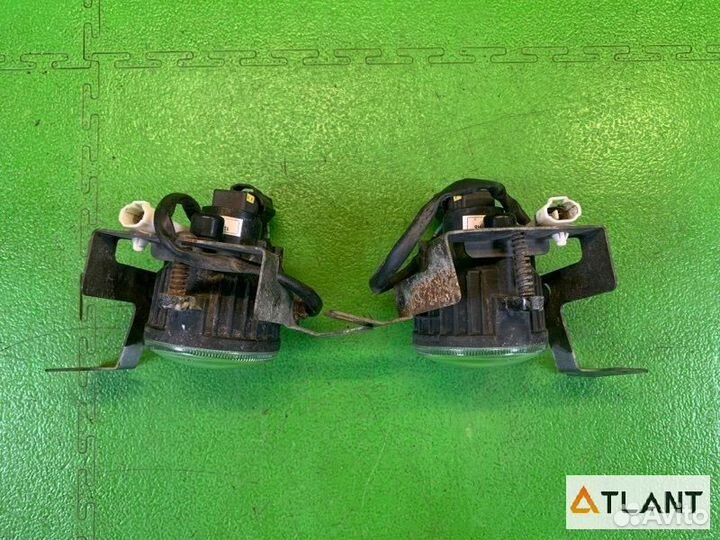 Туманка передняя nissan march