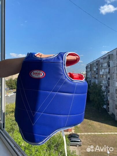 Нагрудник для тхэквондо