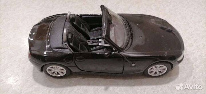 Машинки модели игрушки. BMW Z4, chevrolet wrecker