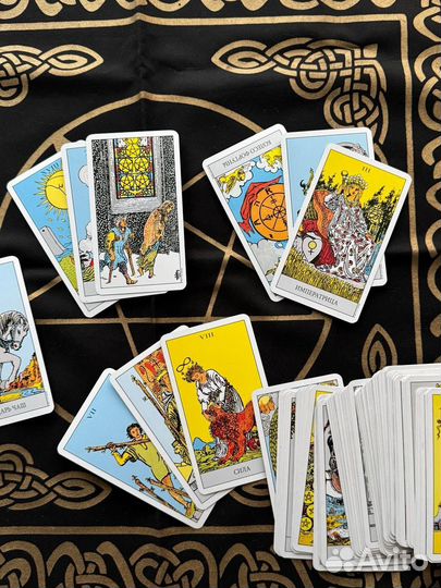 Гадание на картах Таро онлайн