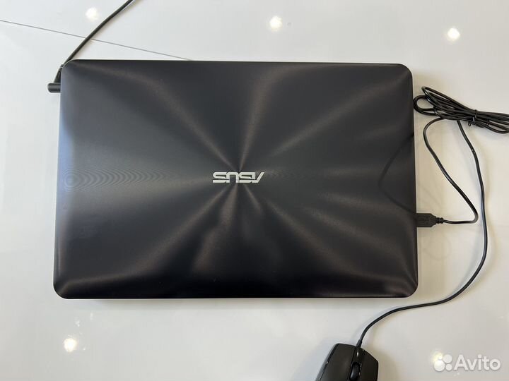 Ноутбук Asus