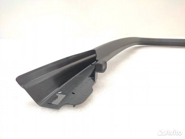 Рамка стекла двери задняя левая Audi Q5 FY 2.0 DET