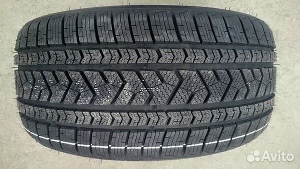 Tourador Winter Pro TSU1 275/40 R20 106V