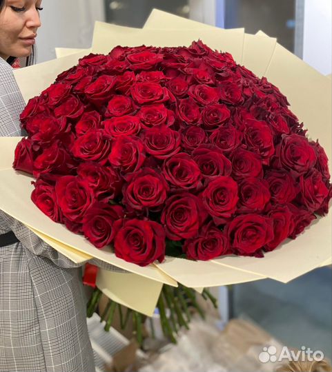 101 крупная роза. Доставка