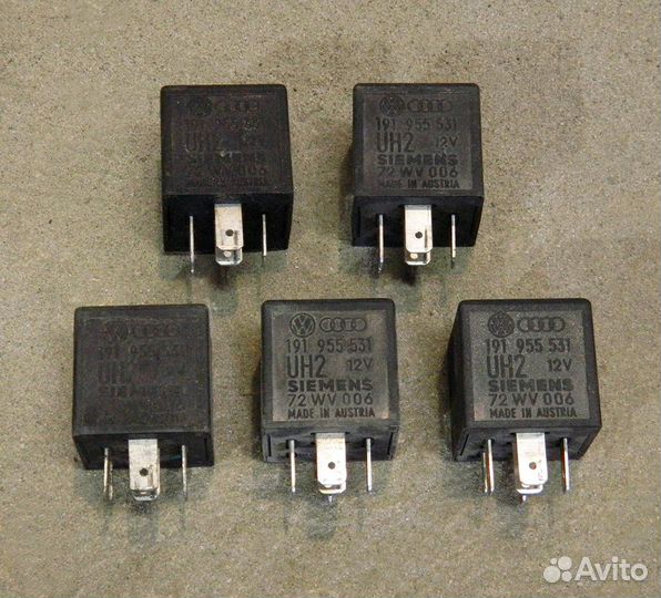 Реле стеклоочистителя 19 VW Passat B3