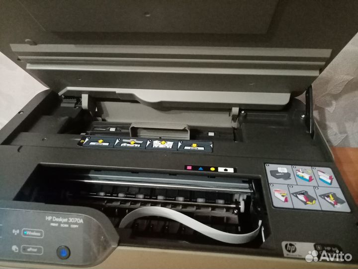 Струнный цветной принтер HP