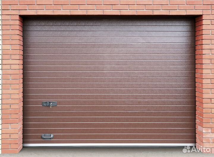 Секционные ворота