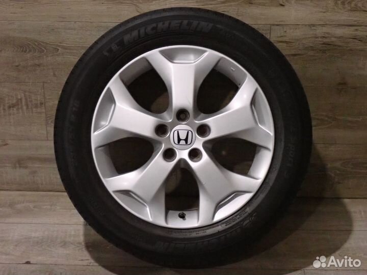 Комплект оригинальных колес R18 Honda Crosstour