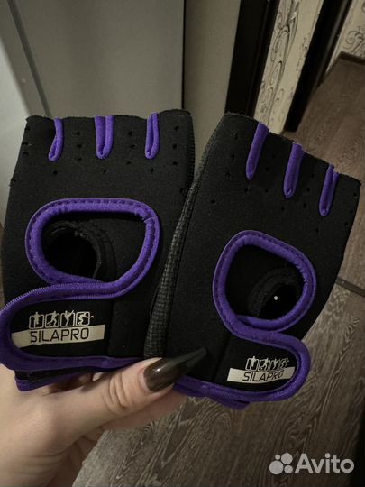 Перчатки для зала