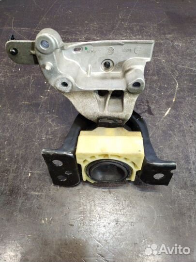 Опора двигателя Renault Kaptur