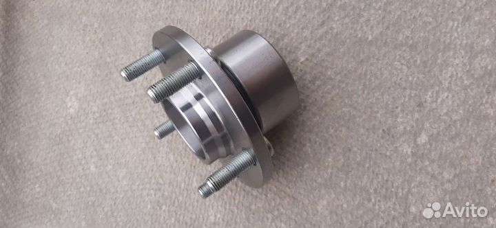 Ступица с подшипником в сборе (d138 с ABS)