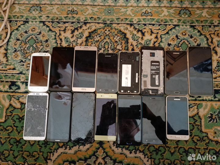 Телефоны на запчасти