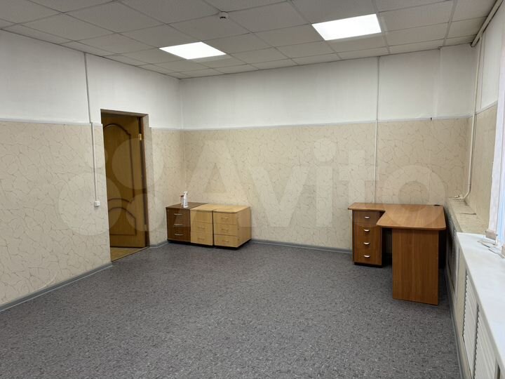 Офисы: 18, 25 м.кв