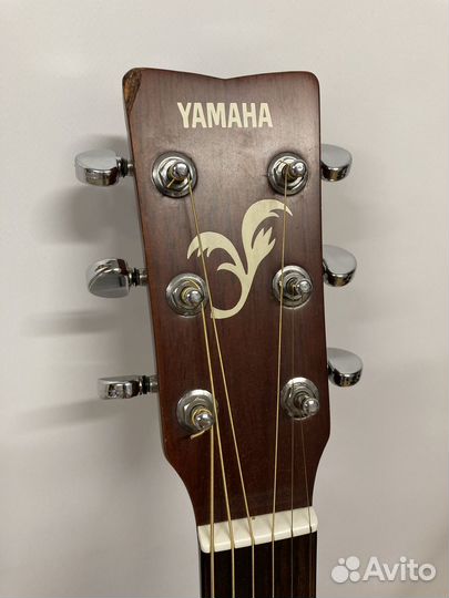 Акустическая гитара Yamaha FGX-412 с подключением