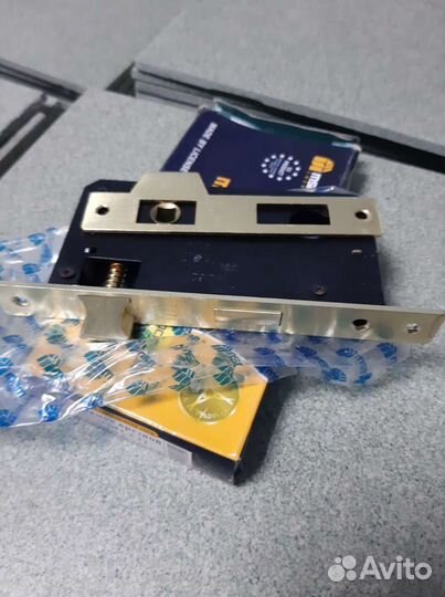 Замок врезной