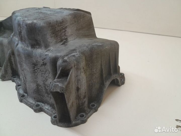 Поддон масляный двигателя Renault Logan 2 2014