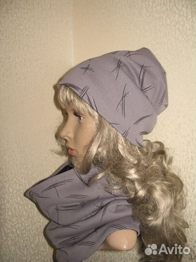 Новый комплект шапка+ снуд