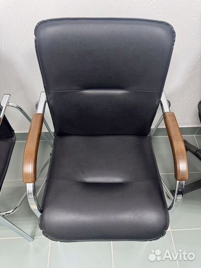 Офисный стул