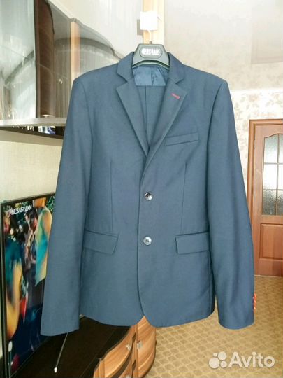 Школьный костюм